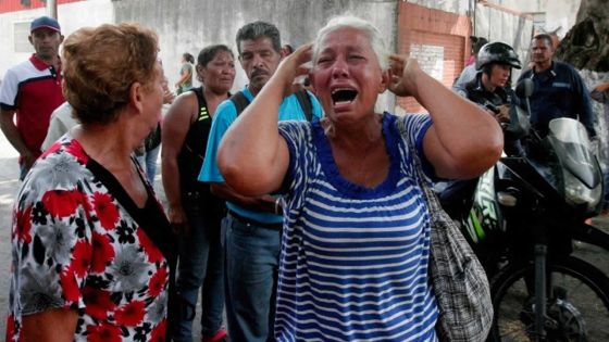 Émotion au Venezuela, après la mutinerie mortelle dans un commissariat