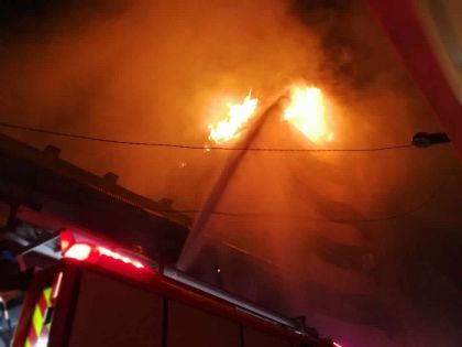 Port-Louis : incendie dans un bâtiment de huit étages, deux personnes secourues 