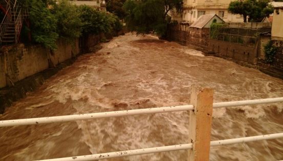 Intempéries : les fortes averses vont persister ce matin