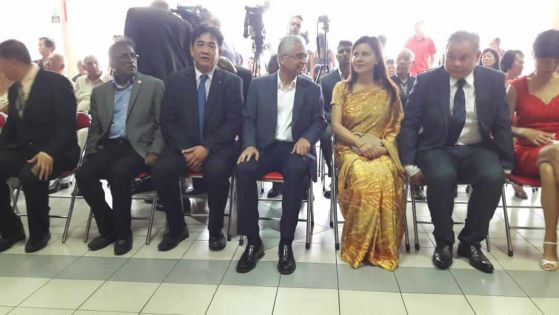  Pravind Jugnauth : «Prions pour que Maurice continue à progresser»