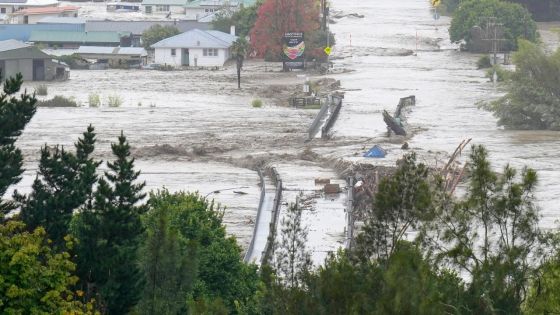 Cyclone en Nouvelle-Zélande: 4 morts, 300 personnes secourues sur les toits