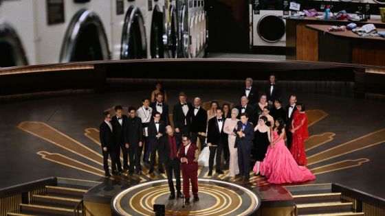 Everything Everywhere All At Once fait une razzia sur les Oscars