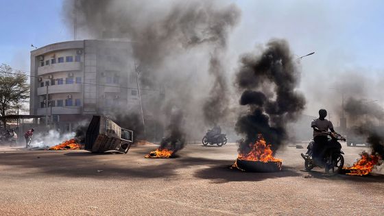 Burkina: le président Roch Marc Christian Kaboré arrêté et détenu par des soldats mutins