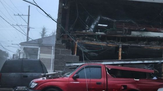 L'ouragan Ida plonge La Nouvelle-Orléans dans le noir