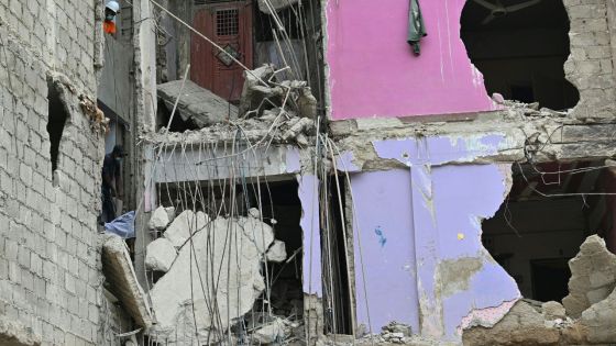 Pakistan : 27 morts dans l'effondrement d'un immeubles