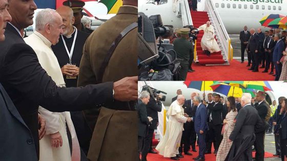 «Le Pape des pauvres» foule le sol mauricien à 10h38