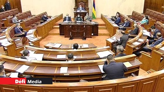 Parlement : coup d’envoi des débats budgétaires ce lundi