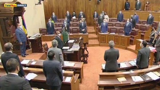 Parlement : pas de PNQ ce mardi, suivez la PMQT