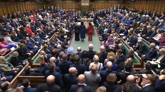 Vote historique des députés britanniques pour légaliser l'aide à mourir