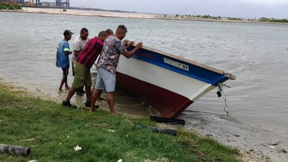 Alerte cyclonique 3 : la hotline 8001011 à la disposition des pêcheurs 