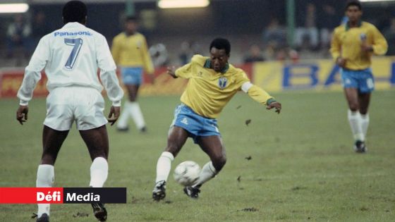Il a fait du football un art: les réactions du monde du football et de personnalités à la mort de Pelé