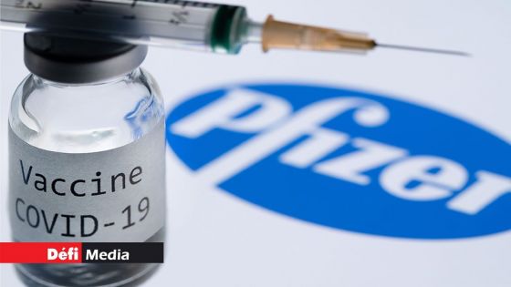 Pfizer demande aux Etats-Unis d'autoriser une deuxième dose de rappel contre le Covid-19