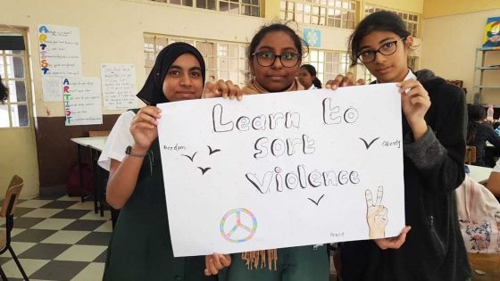 Leela Devi Dookhun-Luchoomun invite les élèves mauriciens à s’inspirer de Gandhi