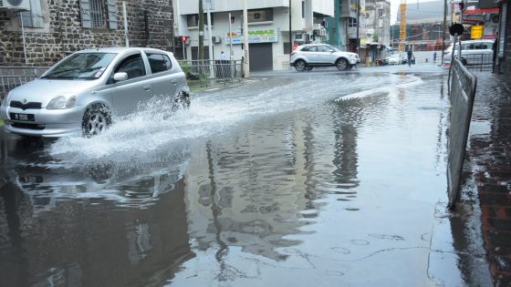 [En images] Pluie et accumulations d’eau : six interventions effectuées par les sapeurs-pompiers