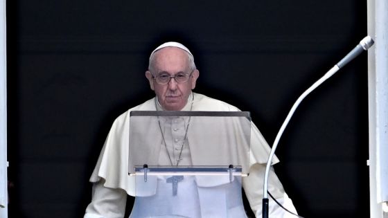 Le pape dément les rumeurs sur sa possible démission