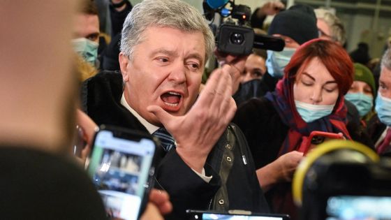 L'ex-président Porochenko rentre en Ukraine et risque la détention