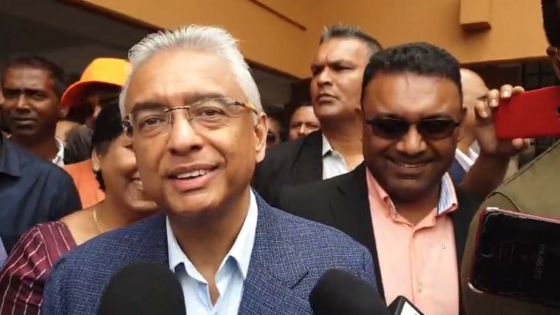 «Navingate» : «Navin Ramgoolam doit des explications à la population et au tribunal du peuple», dit Pravind Jugnauth