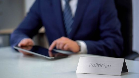 Renouvellement de la classe politique : pourquoi est-ce un projet si laborieux ?