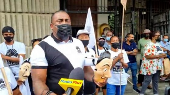 Port-Louis : Marche de protestation de Linion Pep Morisien contre le port du masque