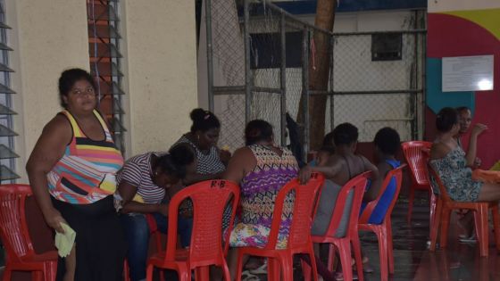Intempéries : des sinistrés se précipitent vers des centres communautaires 