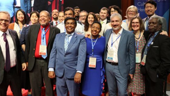 Pradeep Roopun célèbre l’inscription du Reggae au patrimoine de l’Unesco en dansant sur 'One Love'