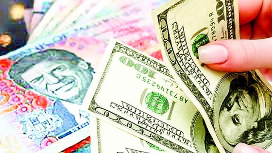 Marché des changes : la roupie perd 6,2 % face au dollar