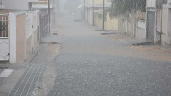Port-Louis : l'avertissement de fortes pluies est valable jusqu’à 18 h