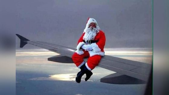 Noël avec Radio Plus et Zilwa Attitude : Quand le Père Noël troque son traîneau pour un avion !