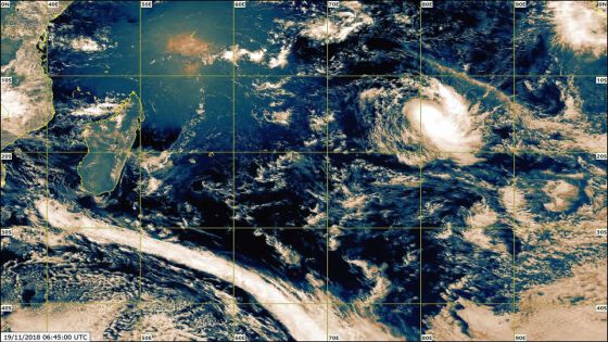 Météo : la forte tempête tropicale Bouchra à 2550 km de Maurice