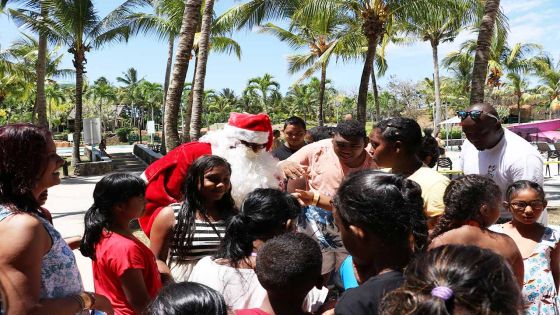 Radio Plus célèbre Noël avec 100 enfants handicapés