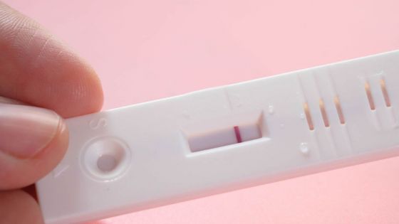 Chute du taux de fertilité : le nombre de mères de plus de 35 ans a augmenté 