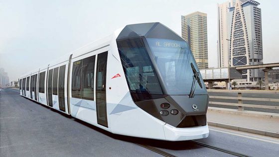 Dubaï : accident entre un véhicule et un tram