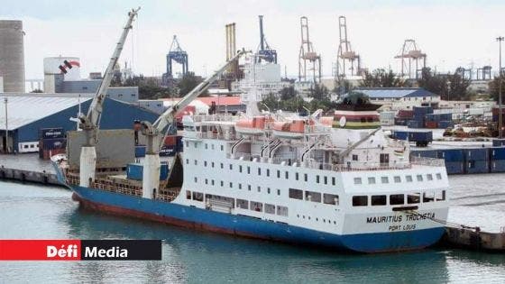 Le MV Trochetia ravitaille Rodrigues et Agalega 