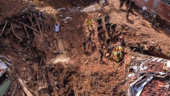 Glissements de terrain au Brésil : nouveau bilan de 48 morts, toujours des dizaines de disparus