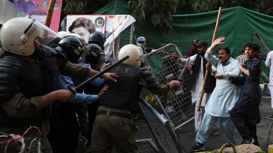 Pakistan: la police tente encore d'arrêter l'ex-Premier ministre Imran Khan