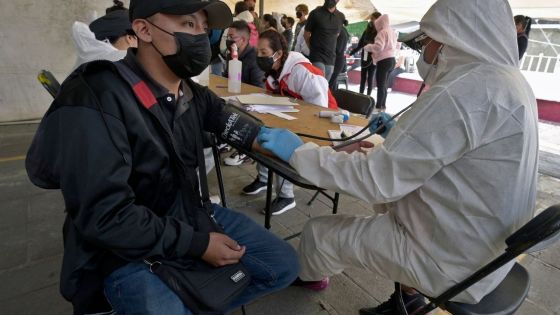 Coronavirus: plus de 200 millions de cas, la Chine promet deux milliards de vaccins