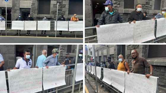 [En images] Manifestation des membres du syndicat des pêcheurs à Port-Louis