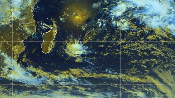 Météo : avis de fortes houles et de veille de fortes pluies maintenus ; l’avis de vents forts levé