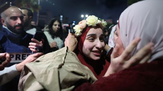 Trêve à Gaza : Israël relâche 90 Palestiniens après la libération de trois otages par le Hamas