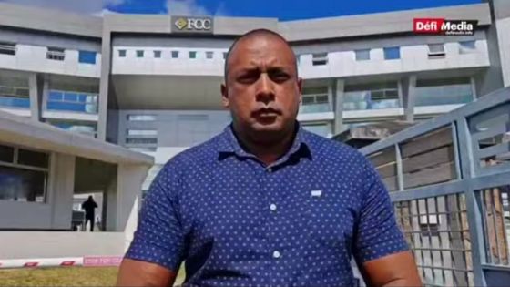 Naufrage du MV Wakashio : Bruneau Laurette dépose des documents au bureau du DPP