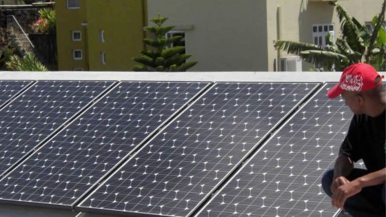 Installation de panneaux solaires Home Solar Project : Rs 14 M d’économies par an anticipées 