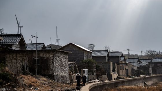 Séisme au Japon : un village épargné grâce à son architecture unique