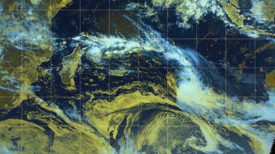 Météo : la dépression tropicale devrait s’intensifier en une tempête tropicale modérée cet après-midi 