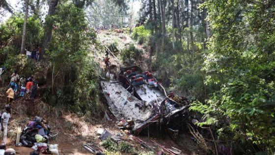 Sri Lanka: 15 morts dans la chute d'un bus au fond d'un ravin