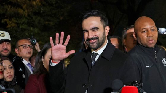 Mairie de New York: la discrète main tendue du favori socialiste aux milieux d'affaires