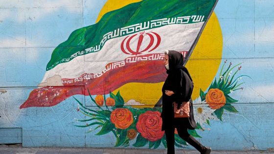 Iran: la police des moeurs dissoute, un geste envers les manifestants