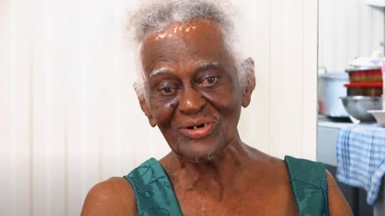 De la tristesse à la joie : une nouvelle vie pour Chantal, 87 ans