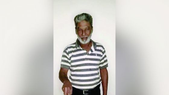 Goolam Khodabux meurt sept jours après son agression : la police perquisitionne les maisons des suspects 