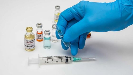 Covid-19 : comment les personnes non-vaccinées représentent un risque pour le monde, selon des experts