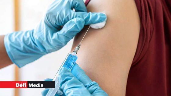 Les vaccins contre la Covid-19 et contre la grippe compatibles